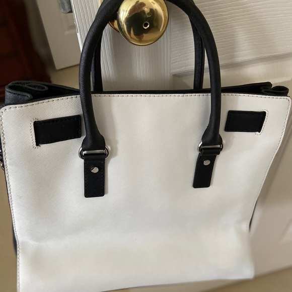 Michael Kors Handbag - Picture 3 of 4